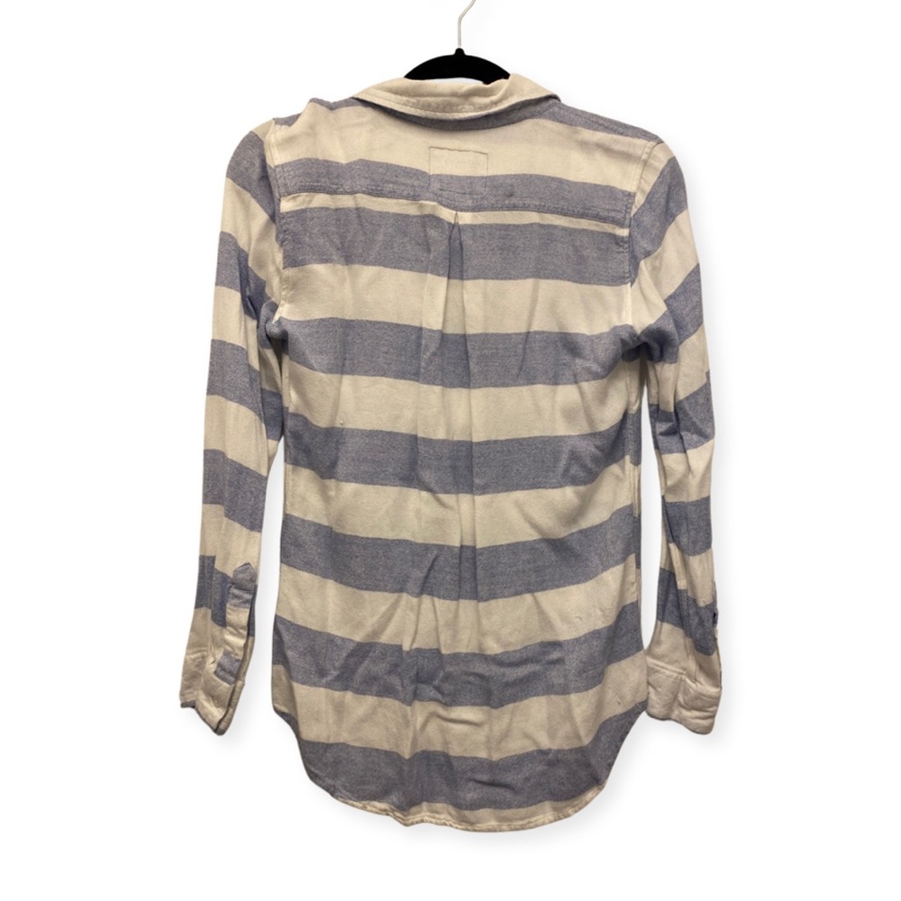 Rails 100% Rayon Long Sleeve Button Down Blue And… - image 2